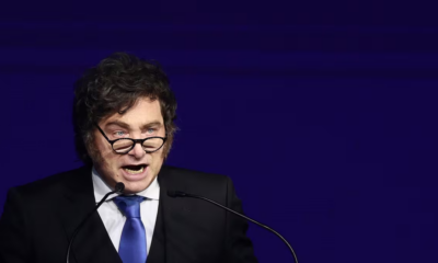 El presidente Javier Milei durante un discurso, en referencia al ataque de Milei a una periodista