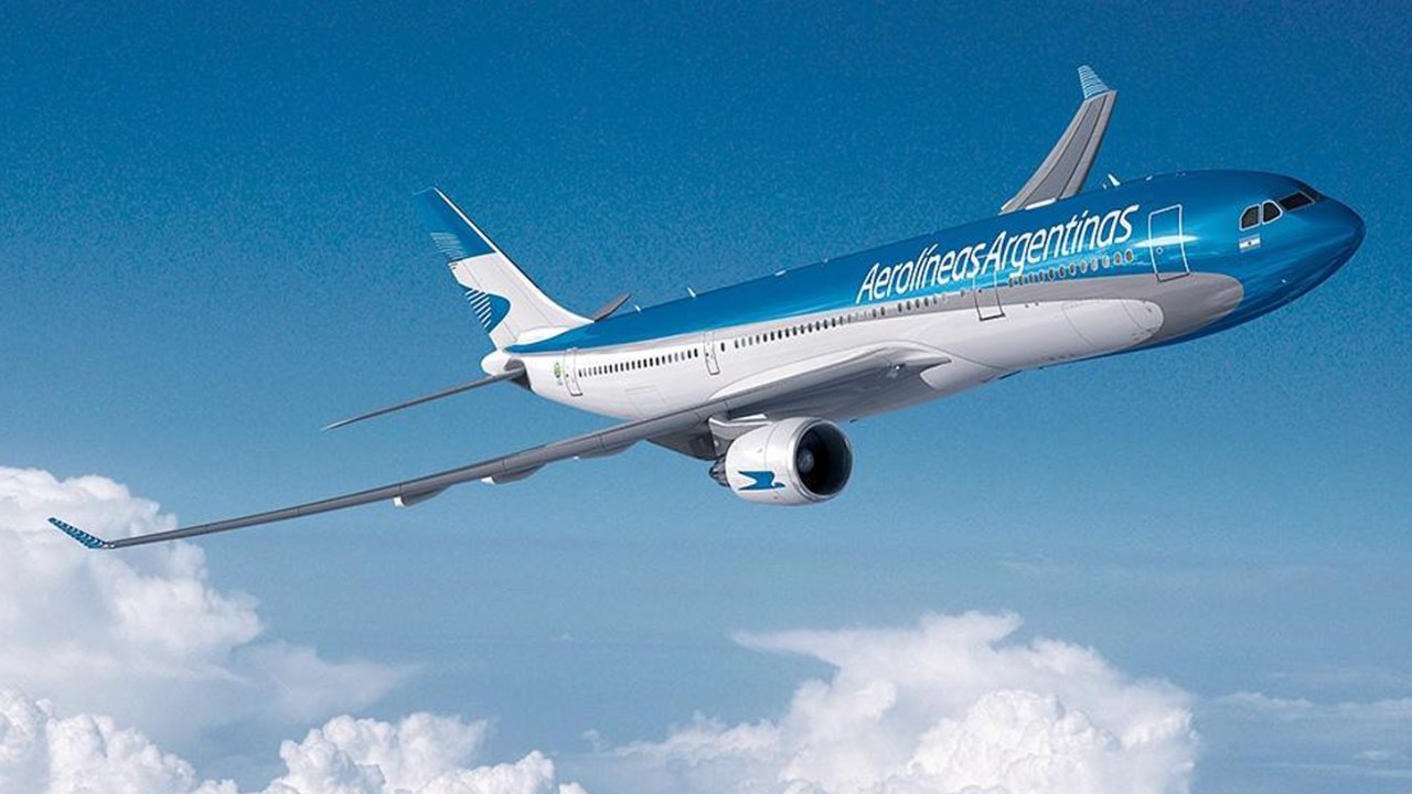 Revés judicial en Estados Unidos: habilitaron a un fondo buitre a embargar activos argentinos por la expropiación de Aerolíneas