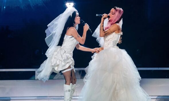 Lali Espósito y Tini Stoessel cantan juntas en el escenario de River