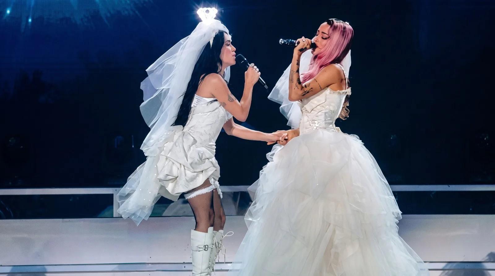Lali Espósito y Tini Stoessel cantan juntas en el escenario de River