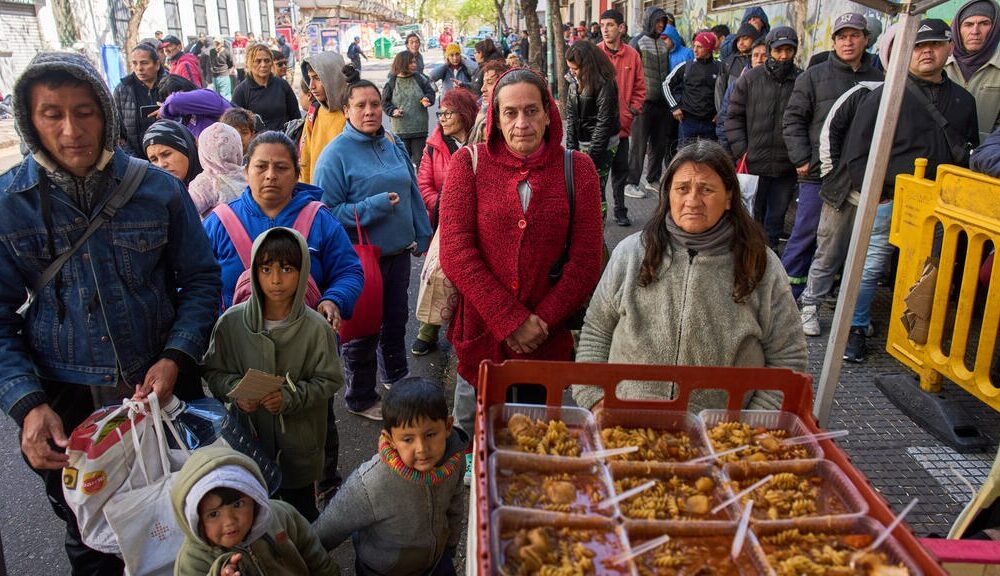 pobreza y caída del PBI en Argentina
