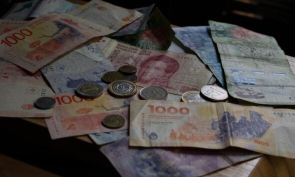 salario mínimo en Argentina bajo la gestión de Milei
