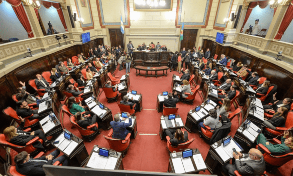 Sesión del Senado bonaerense votando para recuperar el complejo Chapadmalal