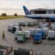 Aeropuerto de La Plata con contenedores de carga aérea