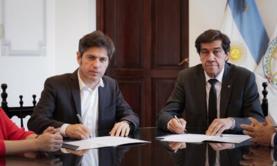 Axel Kicillof y Carlos Sadir firman convenios de cooperación en Jujuy