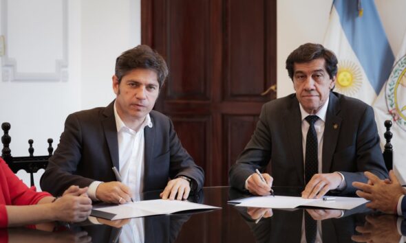 Axel Kicillof y Carlos Sadir firman convenios de cooperación en Jujuy