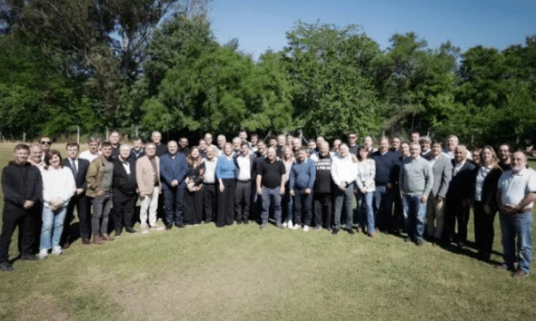 Kicillof con 40 intendentes del Movimiento Derecho al Futuro