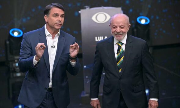 Debate entre Lula y Flávio Bolsonaro en los estudios de la Band, en San Pablo