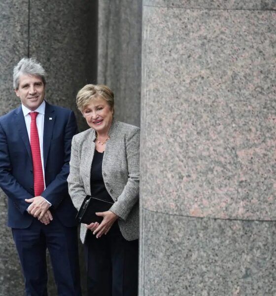 Luis Caputo y Kristalina Georgieva, revisión del acuerdo con el FMI