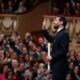 Premio Princesa de Asturias: Lionel Messi saluda en la ceremonia de Oviedo