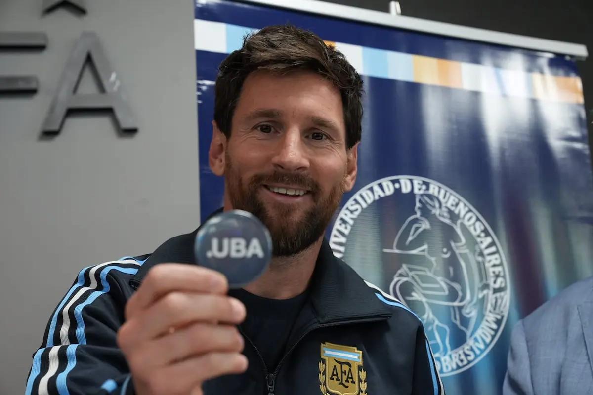Doctorado Honoris Causa a Messi