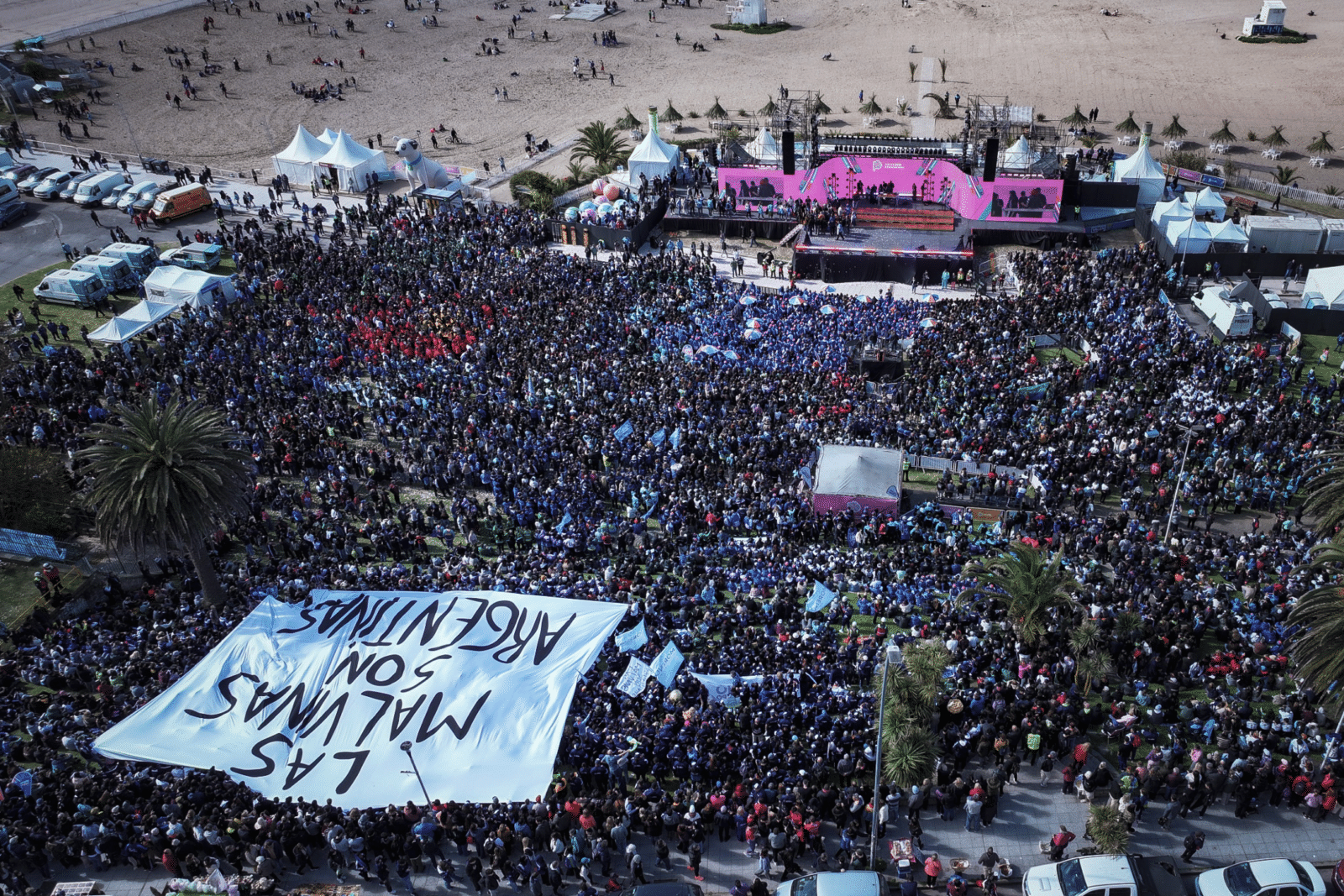 Vista aérea del acto de apertura de los Juegos Bonaerenses en Mar del Plata