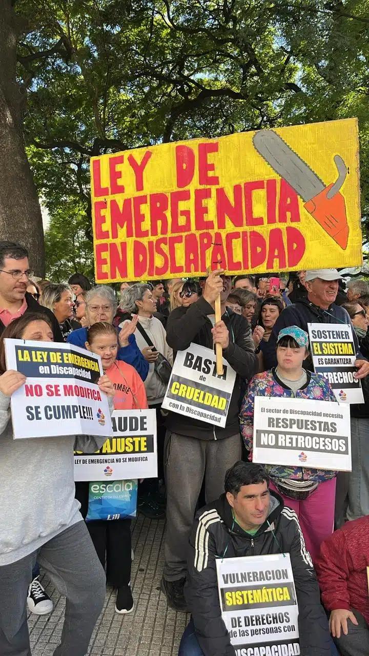 Marcha por la ley de emergencia en discapacidad
